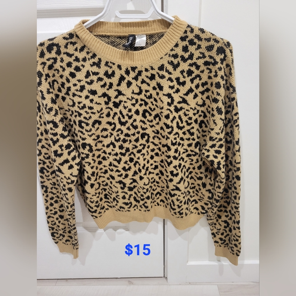 H&M Sweater